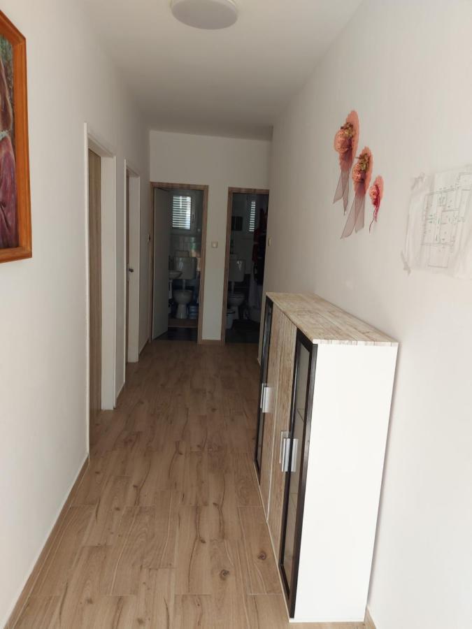 Apartment Valeria لوبار المظهر الخارجي الصورة