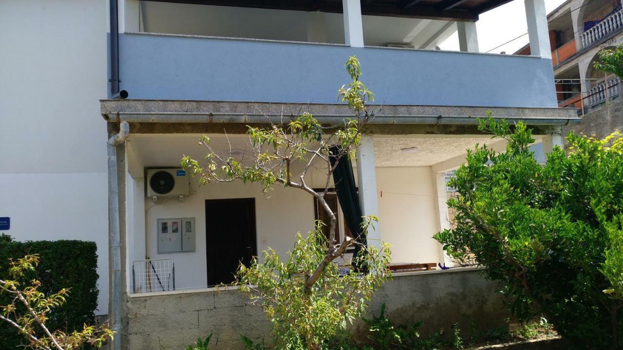 Apartment Valeria لوبار المظهر الخارجي الصورة